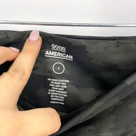 Good American Camo Sculpt Leggings Size 2 NWOT Camoflauge Camo - Picture 6 of 7